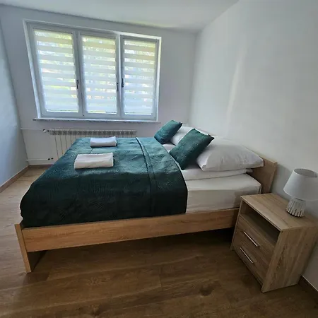 Apartment Mieszkanie Z Aneksem Kuchennym *